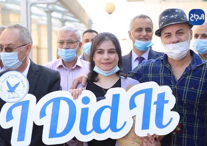 "النجاح" تكرم الطالبة الأولى على الجامعة آمنة عبد الجواد