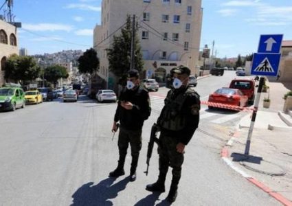 إغلاق مكتب ضريبة الدخل ومدرستين في نابلس بسبب كورونا