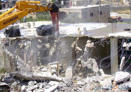 قوات الاحتلال تهدم منزلا في الطيبة غرب جنين