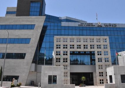 التعميم على سفارات دولة فلسطين بإعادة تفعيل لجان الطوارائ