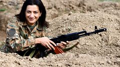 عقيلة رئيس وزراء أرمينيا تعلن أنها ستشارك في حماية حدود بلادها