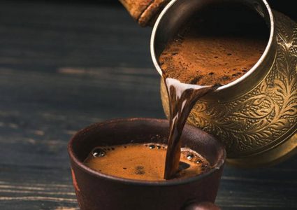 شرب القهوة يمنع إصابتك بسرطان القولون