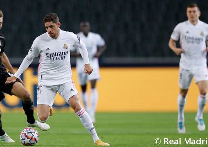 ريال مدريد ينجو من الخسارة في الوقت القاتل