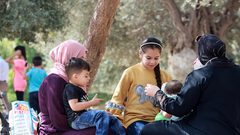الفلسطينيون يحيون ذكرى المولد النبوي في المسجد الأقصى ، في البلدة القديمة بالقدس