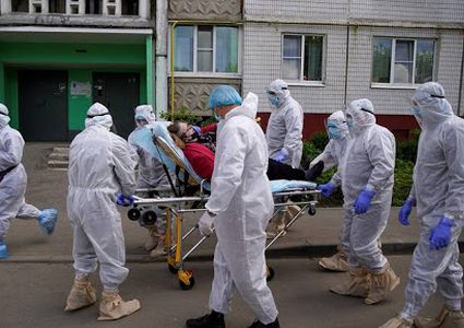 روسيا تسجل أعلى حصيلة وفيات وإصابات يومية بكورونا