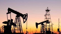 انخفاض سعر النفط من مزيج برنت