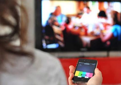 باحثون: تصفح الأجهزة الإلكترونية بنفس الوقت يضعف الذاكرة