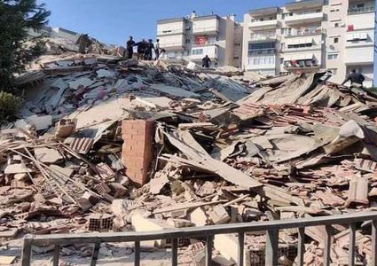 ارتفاع عدد ضحايا زلزال إزمير لـ 43