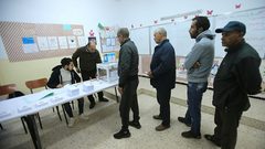 بداية التصويت على التعديلات الدستورية بالجزائر