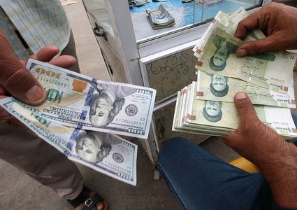 ضخ الأموال وآمال بفوز بايدن يرفع الريال الإيراني