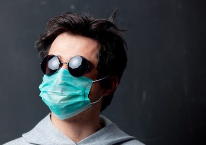 هل تساعد "النظارات" في وقف تفشي جائحة كورونا ؟