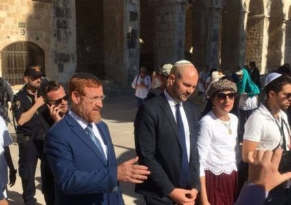 المتطرف "غليك" يقود اقتحاما استفزازيا للأقصى