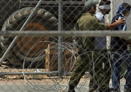 قبها: الاحتلال يستخدم أجساد الأسرى كحقل تجارب للقاحات كورونا