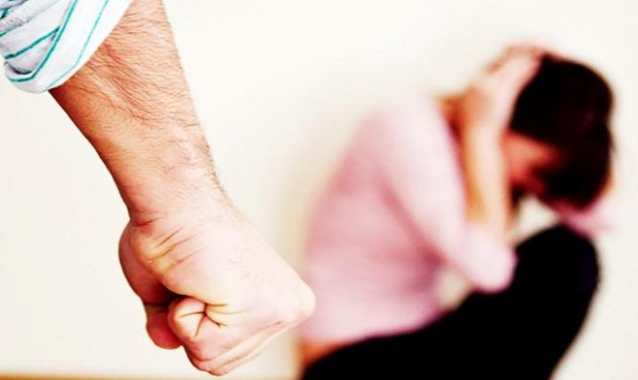 "شؤون المرأة" و"كير العالمية"تطلق حملة لمحاربة العنف ضد النساء