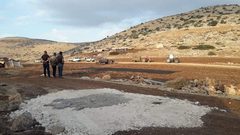 الاحتلال يجرف أرضا في بيت حنينا شمال القدس