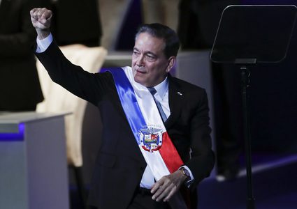 رئيس بنما يعزل نفسه بسبب كورونا