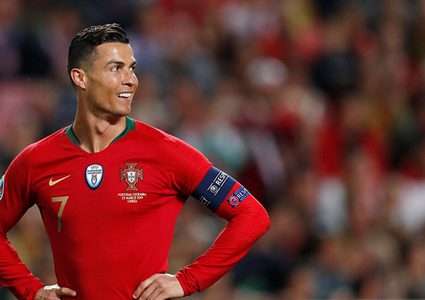 رونالدو على رأس قائمة البرتغال لمواجهة فرنسا وكرواتيا