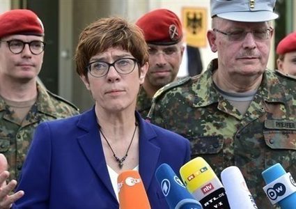 المانيا: الولايات المتحدة قد تواجه أزمة دستورية