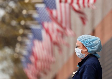 كورونا يتفشى بوتائر غير مسبوقة في الولايات المتحدة