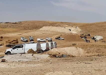 النقب: قوات الاحتلال تعتقل 3 شبان من قرية بير الحمام