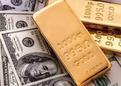 أسعار الذهب تتراجع مع صعود الدولار