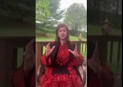 أستاذة تفاجئ طلابها في أمريكا