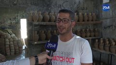عائلة في الخليل تبدع في صناعة وتشكيل الفخار بالطريقة التقليدية