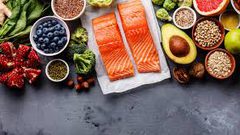 ما هي الأغذية التي تعيد لك حاسة الشم بعد الإصابة بكورونا ؟