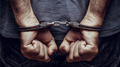 الكويت.. القبض على طبيب مصري حاول قتل زوجته دهسا !