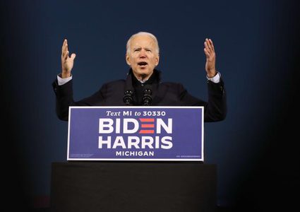 عريقات: بايدن سيعمل على احداث تغيير جذري في الشرق الأوسط