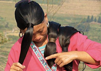 شعرهن لا يشيب ولا يقل طوله عن مترين ما هو السر؟