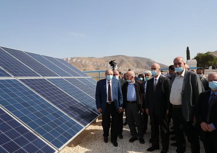 إفتتاح محطة النجاح الأولى للطاقة الشمسية