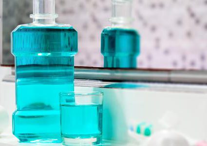 دراسة: غسول الفم قادر على الفتك بفيروس كورونا