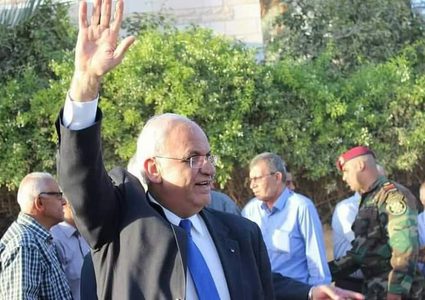 قيادات وأحزاب فلسطينية تنعى د.صائب عريقات