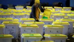 الأردن يجري انتخابات برلمانية ضمن إجراءات صحية صارمة
