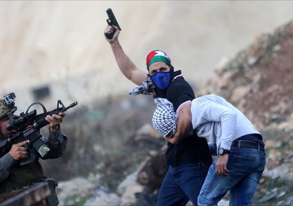 مستعربون يختطفون شابا قرب شارع قلنديا شمال القدس