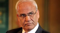 وزير الخارجية الإماراتي ينعى أمير سر اللجنة التنفيذية د.عريقات