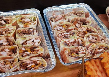 ساندويشات الدجاج المسحب