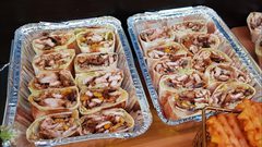 ساندويشات الدجاج المسحب