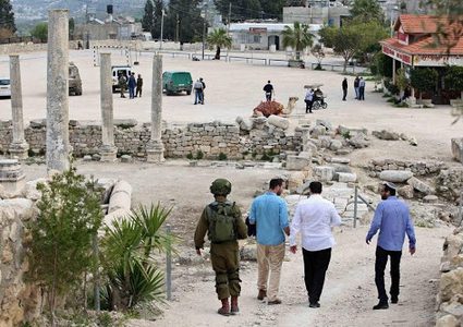 قوات الاحتلال تقتحم المنطقة الأثرية في سبسطية