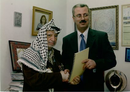 الحمد الله: شعبنا سيواصل العمل لتكريس إرث أبو عمار