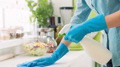 طريقة سريعة لتطهير الأسطح من الفيروس التاجي