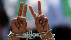 الاحتلال يفرج عن الأسير يحيى درويش من نابلس