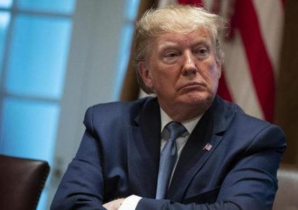 ترامب يهاجم هيئة الغذاء والدواء الأمريكية بسبب لقاح كورونا