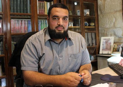 الاحتلال يبعد مدير مركز المخطوطات عن المسجد الأقصى لمدة أسبوع