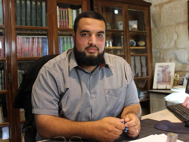الاحتلال يبعد مدير مركز المخطوطات عن المسجد الأقصى لمدة أسبوع
