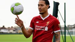 الريال ينافس برشلونة وليفربول على شبيه فان دايك