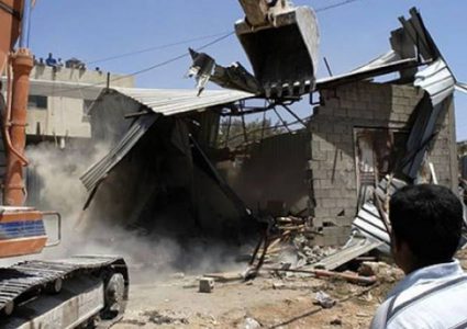 الاحتلال يهدم منزلا شمال غرب بيت لحم