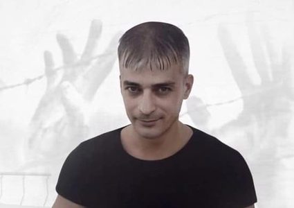 الاحتلال يواصل رفضه تسليم الشهيد كمال ابو وعر