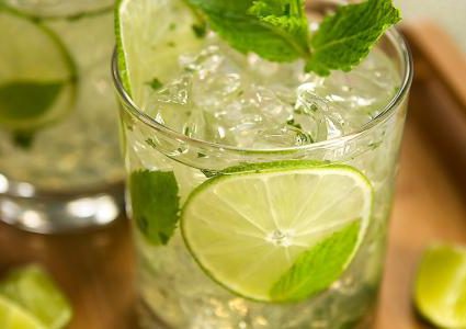 عصير الليمون بالنعناع